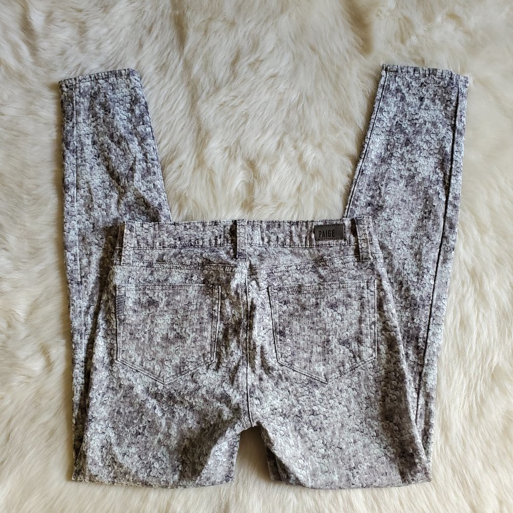 PAIGE Verdugo Ankle Skinny Jeans in Pewter Sequin Size 27 LIKE NEW - Picture 6 of 16